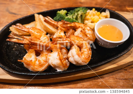 蒜香奶油蝦 蝦子 蝦 Garlic butter shrimp エビ 海老 蒜香奶油蝦 蝦子 蝦 Garlic butter shrimp エビ 海老 138594845
