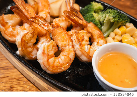 蒜香奶油蝦 蝦子 蝦 Garlic butter shrimp エビ 海老 蒜香奶油蝦 蝦子 蝦 Garlic butter shrimp エビ 海老 138594846