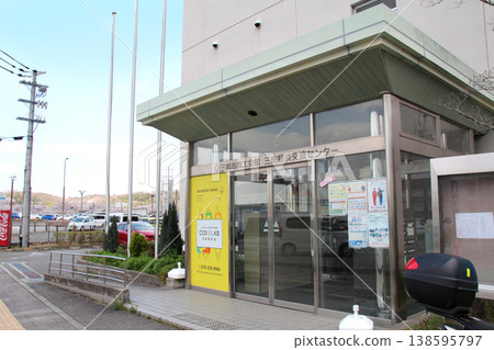 三田市工商會大樓(三田經濟交流中心)外觀。 三田市工商會大樓(三田經濟交流中心)外觀。 138595797