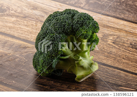 Whole raw green Broccoli cabbage Whole raw green Broccoli cabbage 138596121
