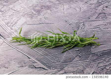 Fresh green tarragon aromatic herb Fresh green tarragon aromatic herb 138596140