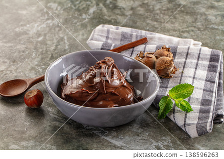Yummy Chocolate paste with nuts 138596263
