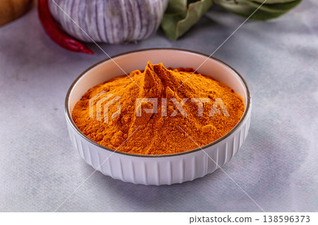 Yellow tumeric curcuma aroma powder Yellow tumeric curcuma aroma powder 138596373