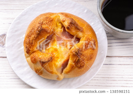Bacon Egg Bread Bacon Egg Bread 138598151