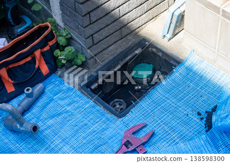 水錶檢查及管道施工現場 138598300