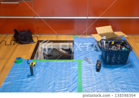 Underfloor inspection hatch and protected flooring in a house 138598304