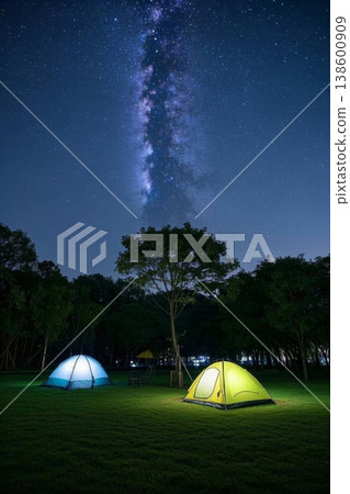 Camping night under the stars, tents under the dazzling Milky Way 138600909