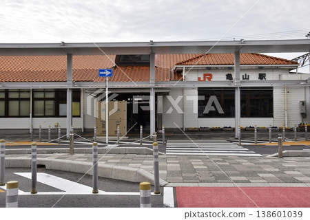 Kameyama City, Mie Prefecture: JR Kameyama Station and the scenery in front of the station 138601039