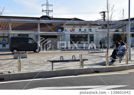 Kameyama City, Mie Prefecture: JR Kameyama Station and the scenery in front of the station Kameyama City, Mie Prefecture: JR Kameyama Station and the scenery in front of the station 138601042