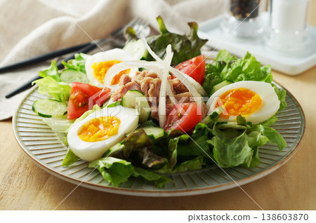 Colorful Tuna Salad Colorful Tuna Salad 138603870
