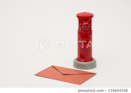 Image of a mailbox and letters Image of a mailbox and letters 138604306