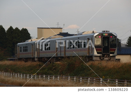 磐越西線 GV-E400 系列(新津⇔會津若松) 磐越西線 GV-E400 系列(新津⇔會津若松) 138609220
