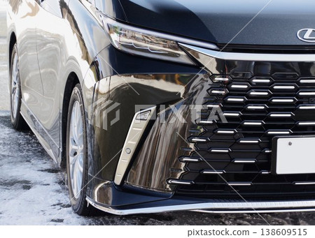 Car image: Lexus LM front mask Car image: Lexus LM front mask 138609515