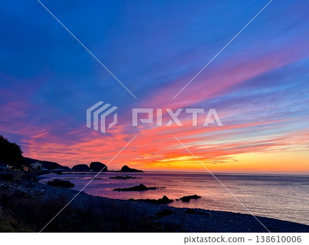 Sunset over the Shiretoko coast (Shari Town, Hokkaido) 138610006