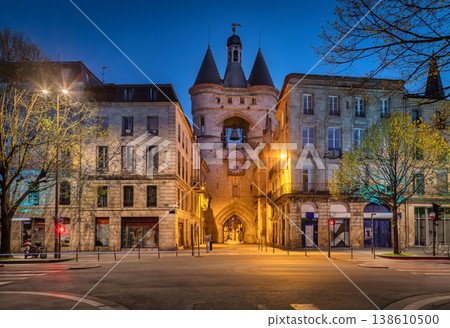 Porta de la Campana gate in Bordeaux, France 138610500