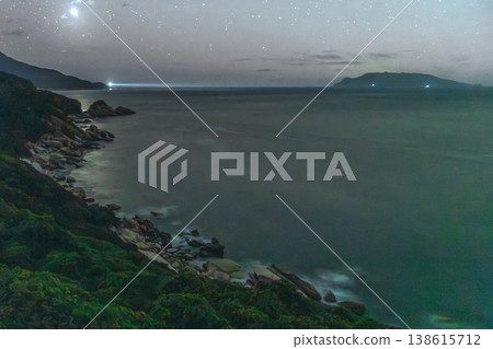 東海夜景:屋久島,眾神居住之地(秋季) 東海夜景:屋久島,眾神居住之地(秋季) 138615712