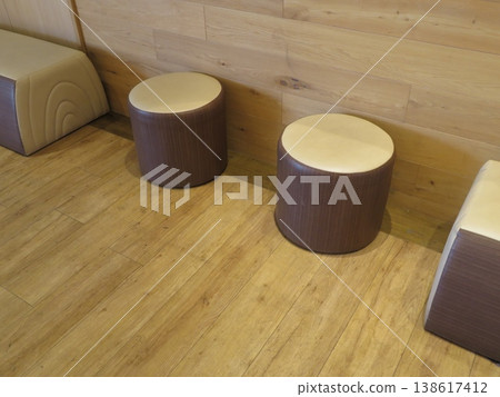 Chair 138617412