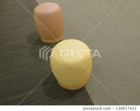 一把椅子 138617421