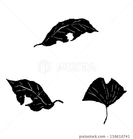 Halloween monochrome scattered leaf illustration set of 3: Ginkgo and fallen leaf silhouette material Halloween monochrome scattered leaf illustration set of 3: Ginkgo and fallen leaf silhouette material 138618741