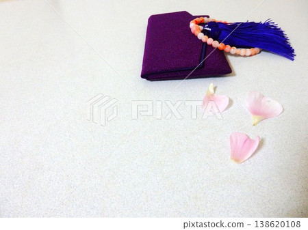 Image of a prayer bead case and a prayer bead memorial service. Image of a prayer bead case and a prayer bead memorial service. 138620108