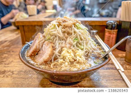 拉麵 138620343