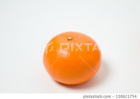 Setoka is a slightly larger, high-quality mandarin orange, a specialty product of Ehime Prefecture, known for its rich flavor. Setoka is a slightly larger, high-quality mandarin orange, a specialty product of Ehime Prefecture, known for its rich flavor. 138621754