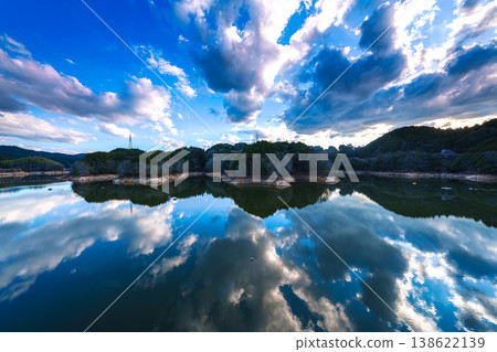 Spring at Nunome Dam, 2026: The ever-changing sky and lake surface; the reflection of the rising clouds on the lake surface (Part 5) Spring at Nunome Dam, 2026: The ever-changing sky and lake surface; the reflection of the rising clouds on the lake surface (Part 5) 138622139