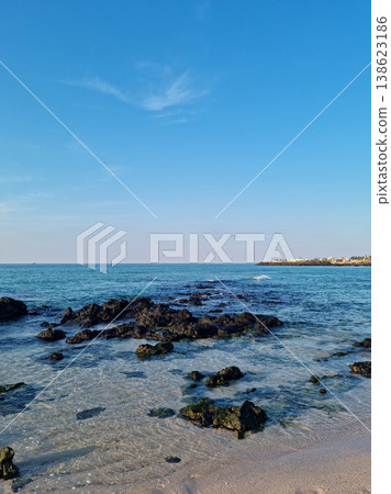 This is a Jeju seascape with basalt rocks. 138623186