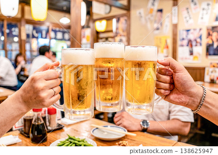 Cheers with izakaya beer! Cheers with izakaya beer! 138625947