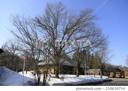 春天的鄉村,雪仍殘留著:道之站 鐘野之裡 高柳 春天的鄉村,雪仍殘留著:道之站 鐘野之裡 高柳 138630754
