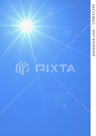 Blue sky and sun, direct sunlight, free space image (Fix photo) Blue sky and sun, direct sunlight, free space image (Fix photo) 138631349