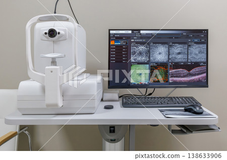 Professional Ophthalmic Diagnostic Equipment with Retina Scan Professional Ophthalmic Diagnostic Equipment with Retina Scan 138633906