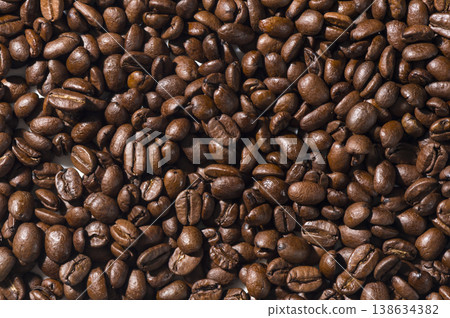 Up of coffee beans 138634382
