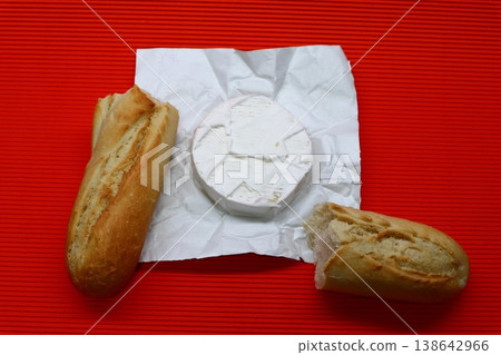 Still life with brie cheese and baguette. 138642966