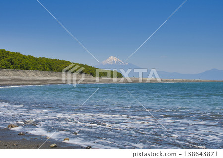 [Shizuoka Prefecture] Miho no Matsubara and Mt. Fuji 138643871