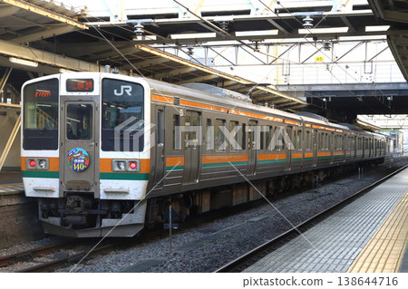 上越線211系列車（信越本線140週年紀念車頭） 138644716