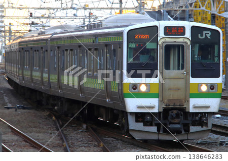 Joetsu Line 211 series with arrow feather pattern (updated train: Takasaki ⇔ Minakami) Joetsu Line 211 series with arrow feather pattern (updated train: Takasaki ⇔ Minakami) 138646283