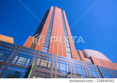 4月8日，從日本東京眺望，可以看到胡蘿蔔塔和三軒茶屋車站前的其他地標。 138646362