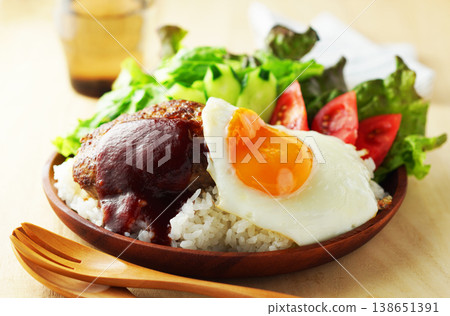 夏威夷米飯漢堡 夏威夷米飯漢堡 138651391