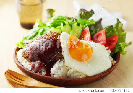 夏威夷米飯漢堡 138651392