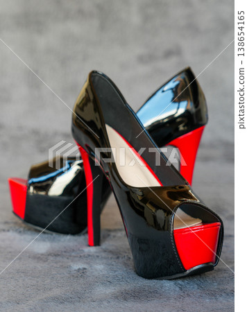 Sexy black and red open toe platform high heels glossy stiletto fashion shoes bold design pair 138654165