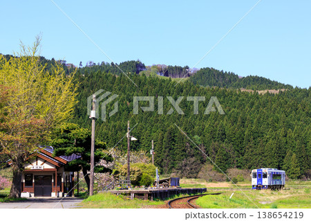 Kurosawa Station, where the diesel railcars of the Yuri Kogen Railway are carefully preserved by the local people. Kurosawa Station, where the diesel railcars of the Yuri Kogen Railway are carefully preserved by the local people. 138654219