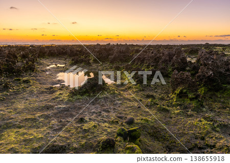Before the first sunrise of the year, Yakushima Island is a place where gods reside (winter) Before the first sunrise of the year, Yakushima Island is a place where gods reside (winter) 138655918