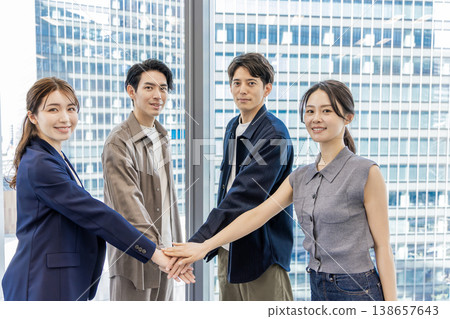 Huddle, spirit, hurray! 138657643