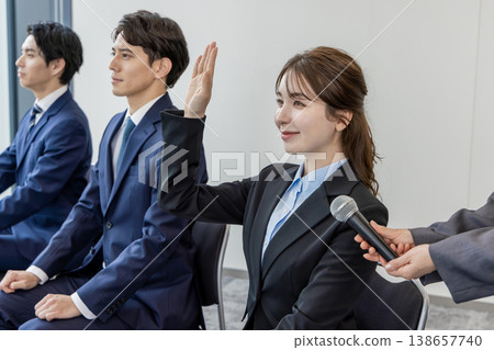 商業團體向公司提問；職業發展；中級職業招聘 138657740