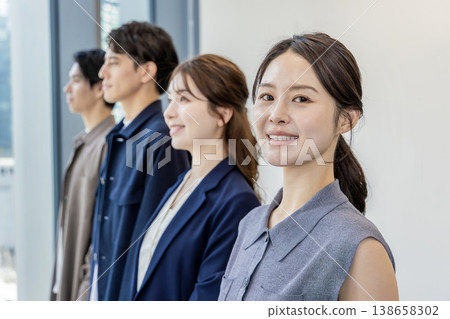 橫向事業群 橫向事業群 138658302