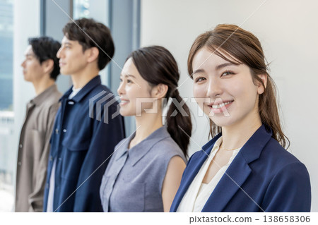 Horizontal business group Horizontal business group 138658306