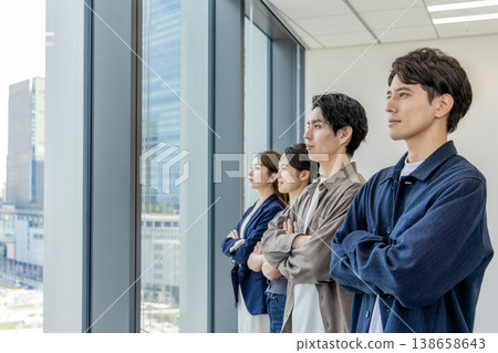 橫向事業群 138658643