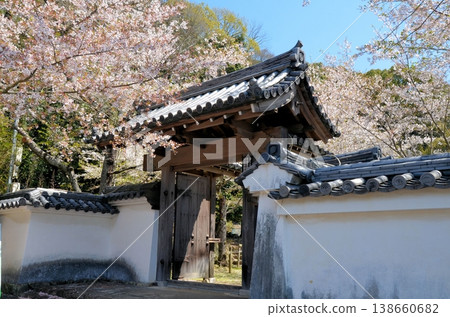 Tatsuno Castle Shikorozaka Gate Tatsuno Castle Shikorozaka Gate 138660682