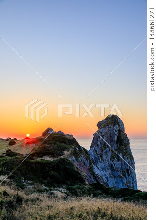 Saru-iwa Rock and sunset in spring, Iki City, Nagasaki Prefecture Saru-iwa Rock and sunset in spring, Iki City, Nagasaki Prefecture 138661271